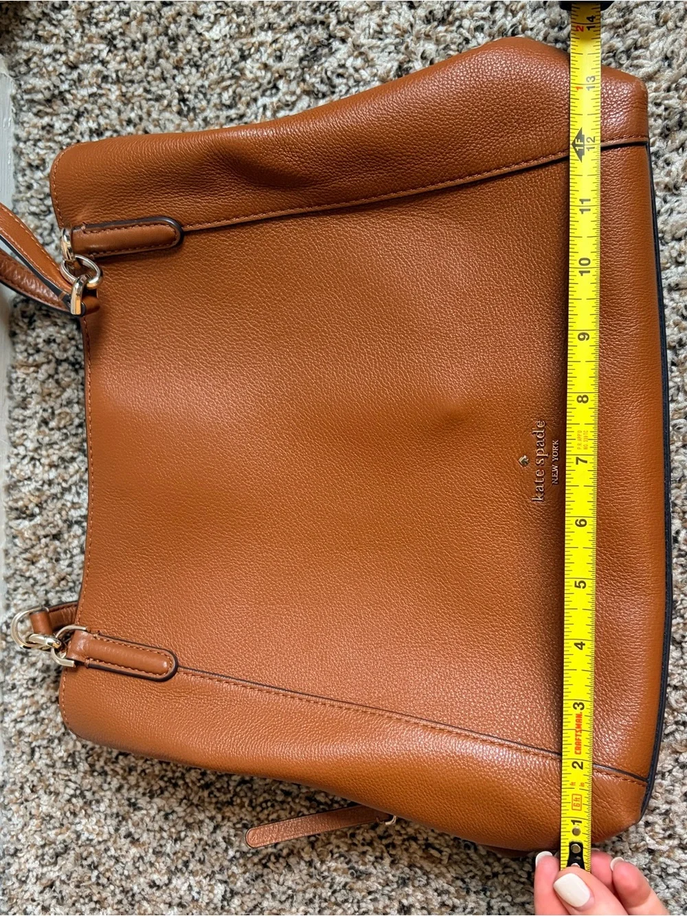 Kate Spade Outlet Jackson Medium Triple Compartment Shoulder Bag in Gingerbread